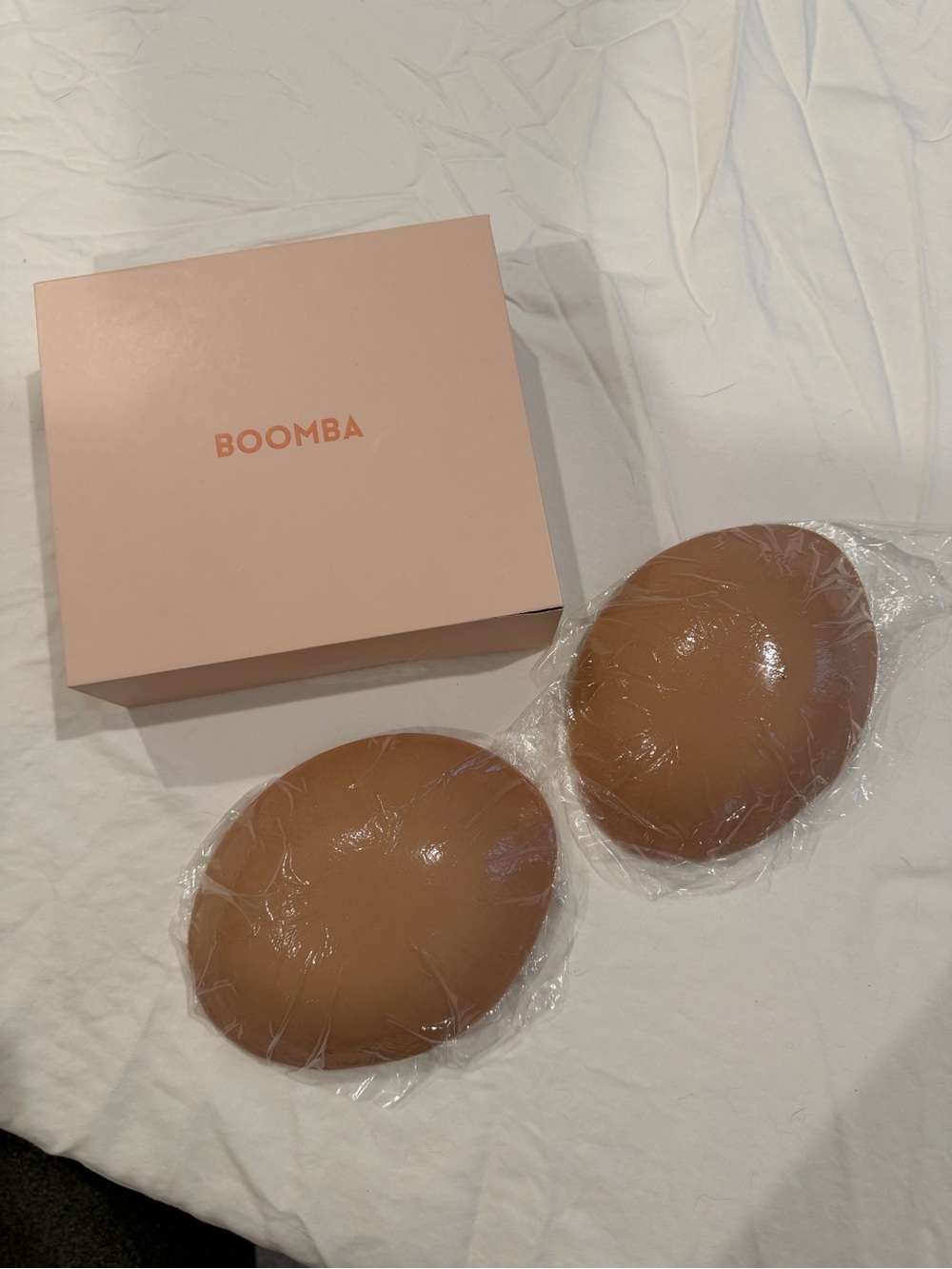 Boomba Adhesive Silicone Nipple Covers - Medium Tan - never worn